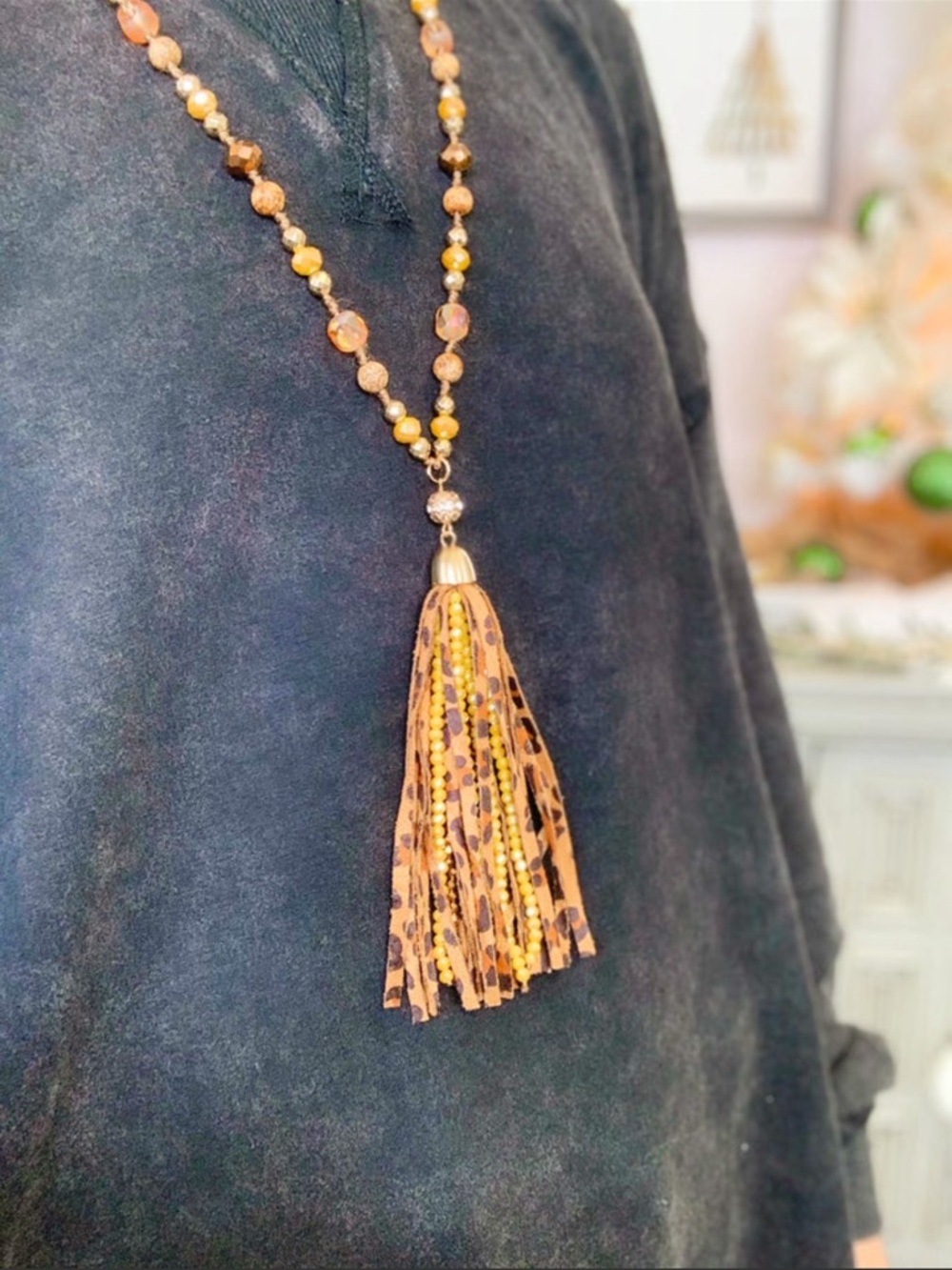 Leopard Tassel Beaded Necklace in Brown and Gold